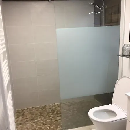Le Blanc Casa de hóspedes